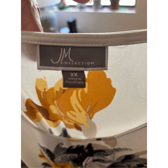 JM Collection Mixed Print Top with Grommets and Ties at the Shoulders. - Picture 8 of 8